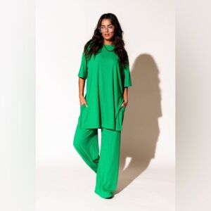 NWT DRESSED IN LALA - Leveled Up Ribbed Playsuit in Green
